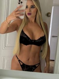 Edel Nutte Camellia Escort Wuppertal 3