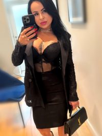 Edel Nutte Kellie Escort Wuppertal 1